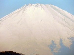 Close up view of morning Fuji on March 5, 2013